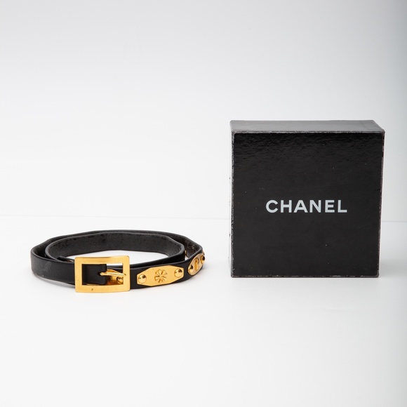CHANEL VINTAGE BLACK LEATHER ICON 1995 BUCKLE WAIST BELT (70/28) - Picture 6 of 9